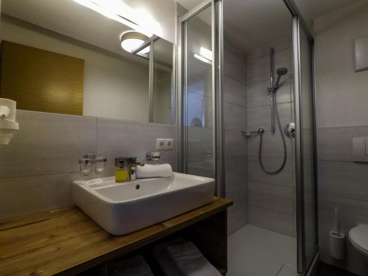 Collina Hotel Garni Наудерс Екстер'єр фото